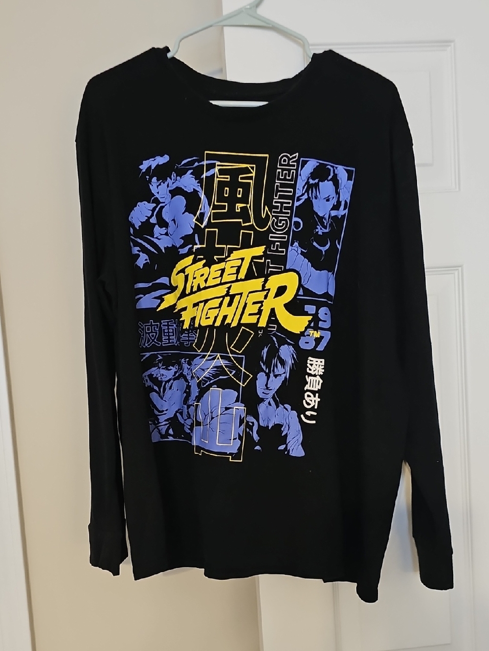 Street Fighter Black Long-Sleeve Graphic Tee